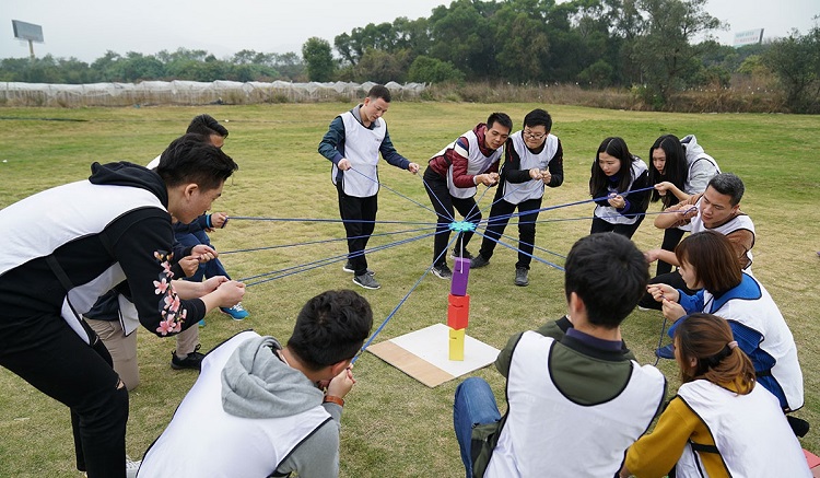 拓展訓練團隊游戲【合力建塔】